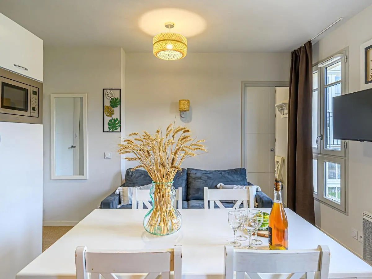 Apartment Le Chateau De Kergonano-7 By Interhome Baden