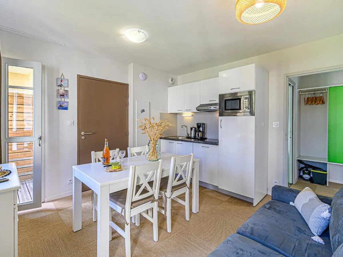 Apartment Le Chateau De Kergonano-7 By Interhome バダン フランス