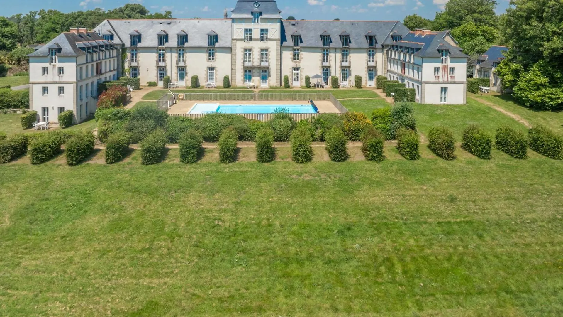 Apartment Le Chateau De Kergonano-7 By Interhome Baden France